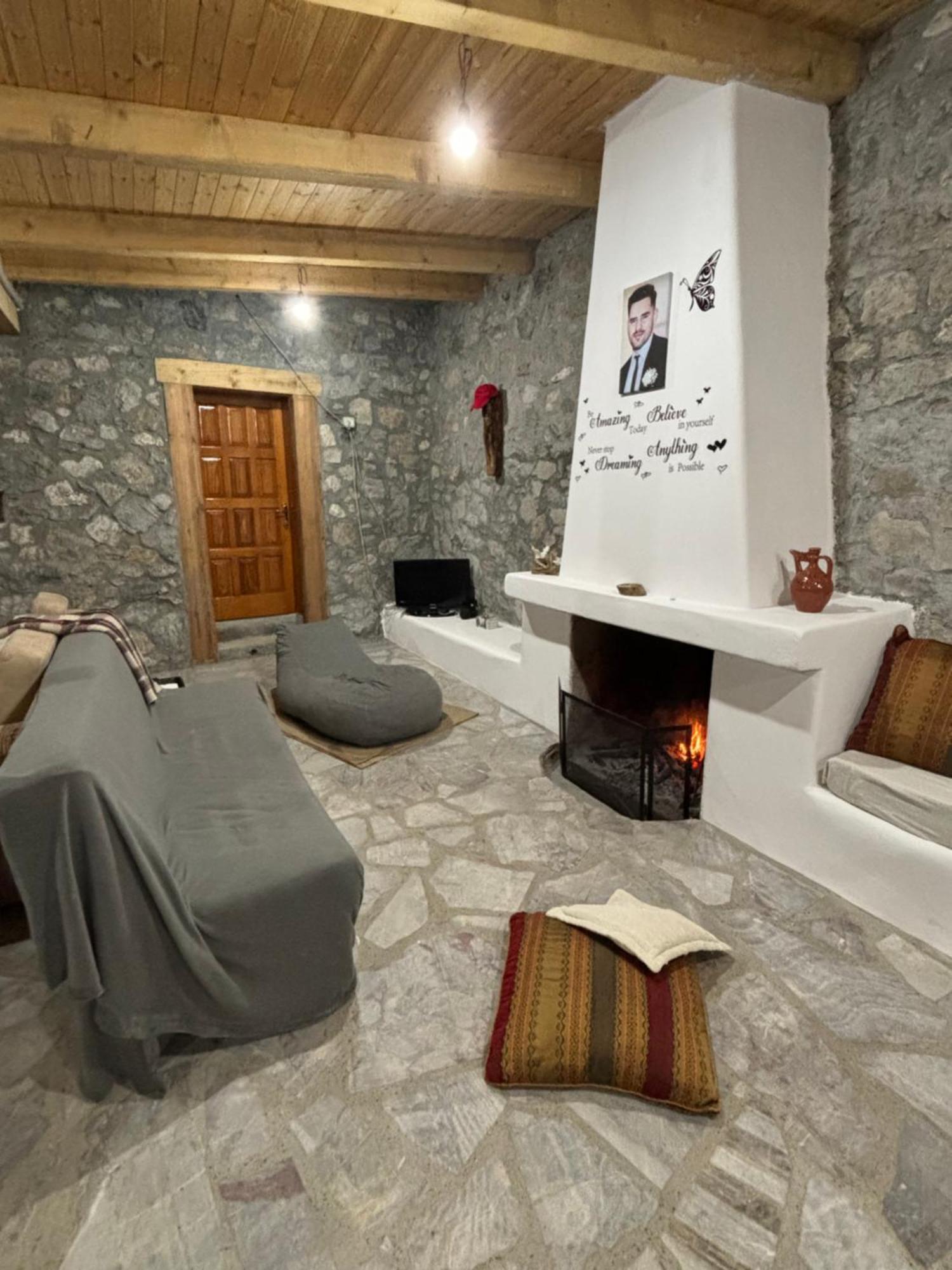 Magic Space Petros Skafias Guest house