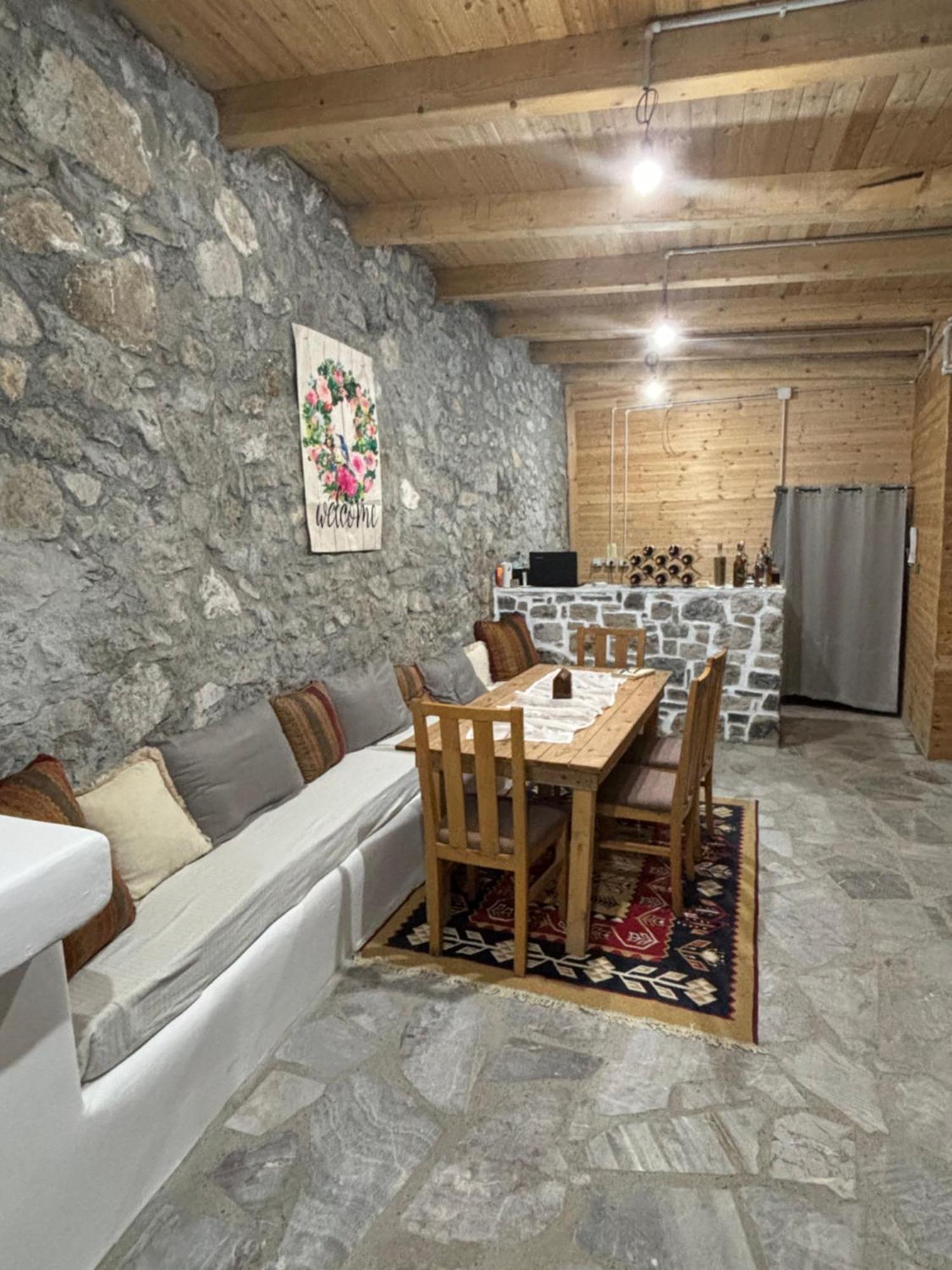 Guest house Magic Space Petros Skafias *